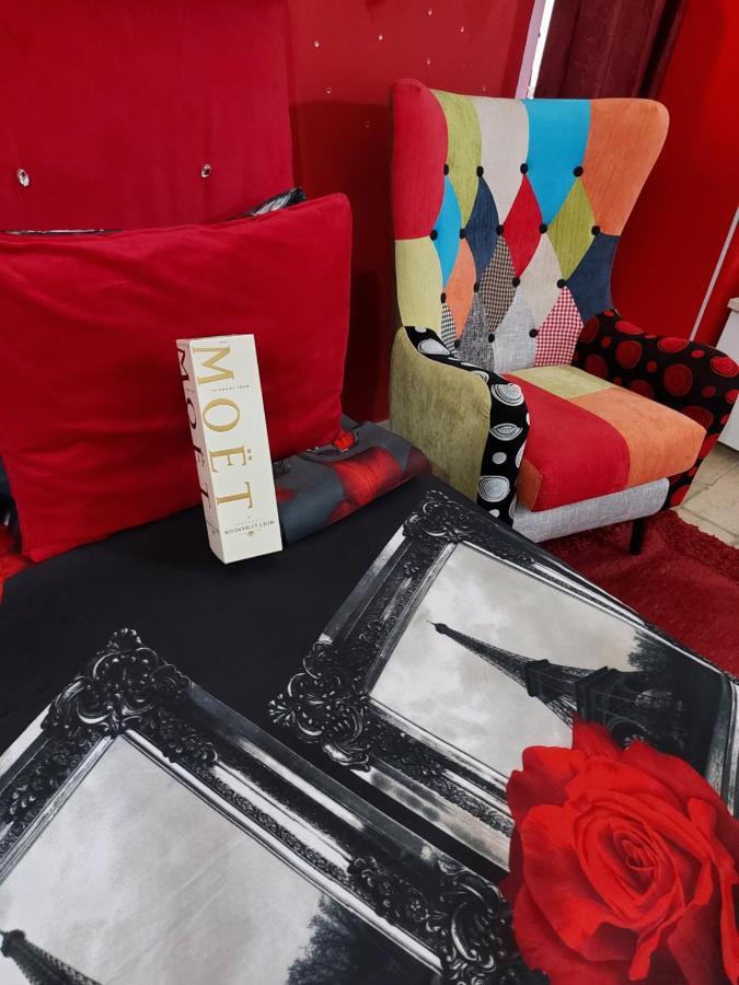 Buze Luxury Suite 오스투니 외부 사진